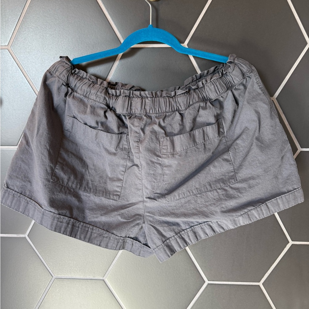 Loft Outlet Gray Drawstring Shorts - Picture 2 of 3
